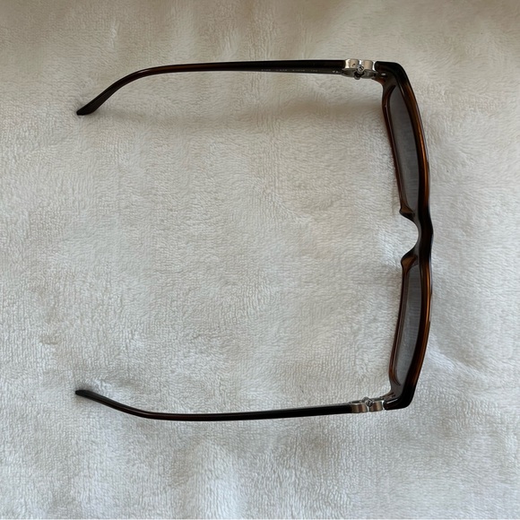 🤍 euc | Chanel | vintage classic sunglasses - Picture 5 of 8